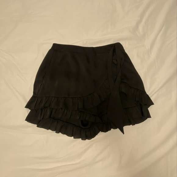 Black silk skirt - Picture 1 of 1